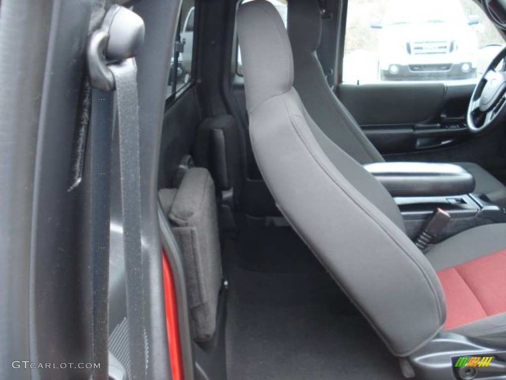 2004 Ranger FX4 Level II SuperCab 4x4 - Bright Red / Ebony/Red photo #15