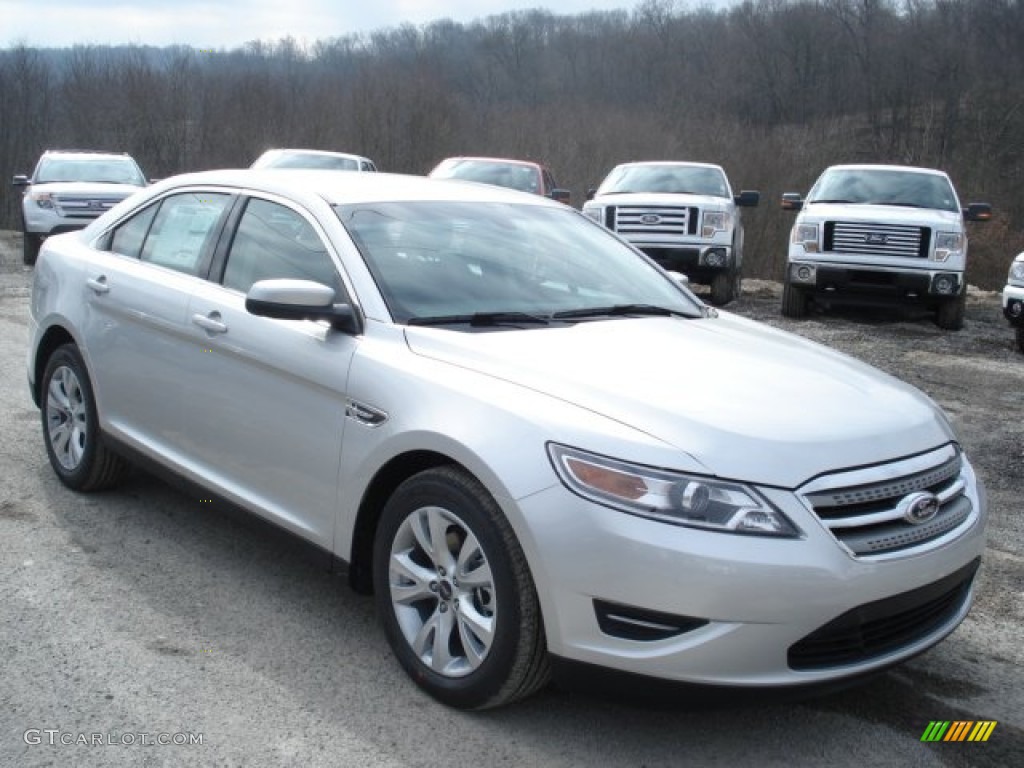 2012 Ford Taurus SEL AWD Exterior Photos