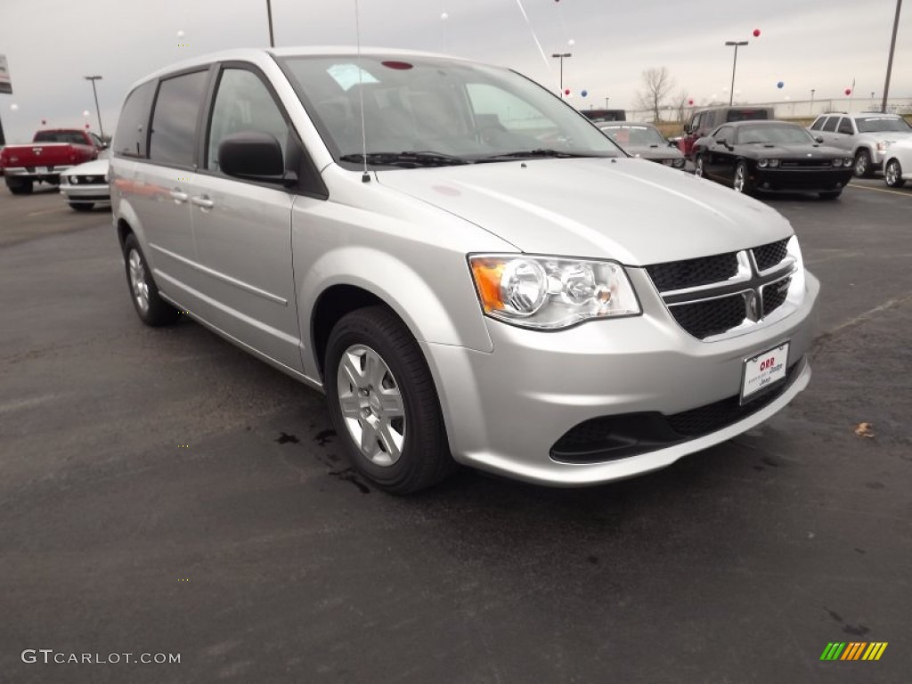 2012 Grand Caravan SE - Bright Silver Metallic / Black/Light Graystone photo #3