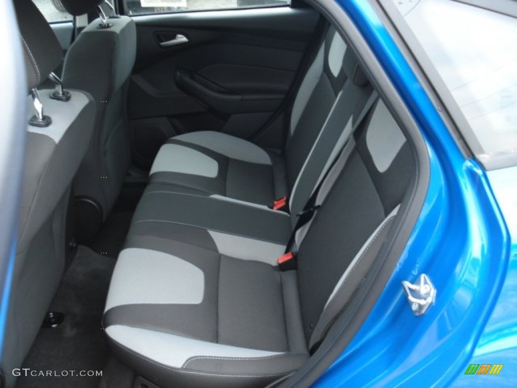 2012 Ford Focus SE Sport 5-Door Rear Seat Photo #60727193