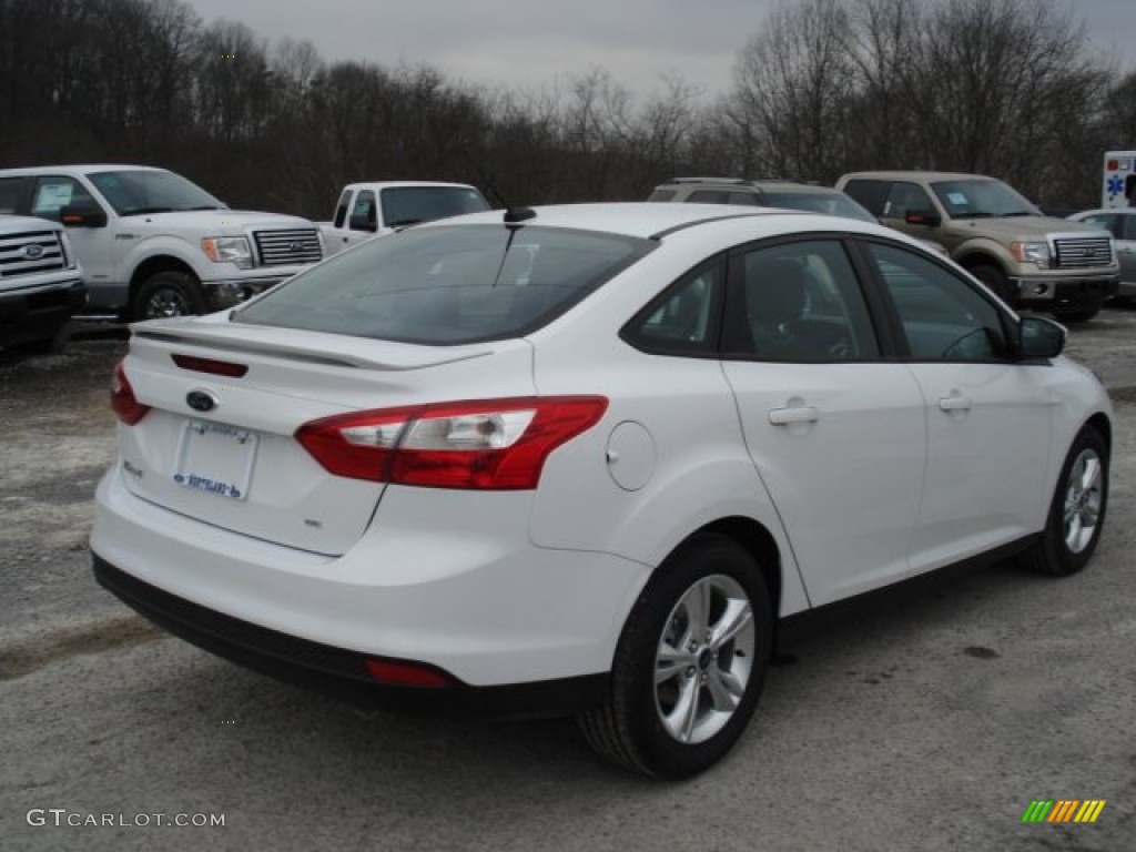 2012 Focus SE Sport Sedan - Oxford White / Two-Tone Sport photo #8