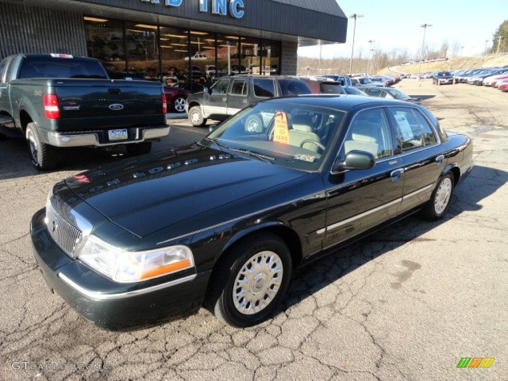 2003 Grand Marquis GS - Aspen Green Metallic / Light Flint photo #7