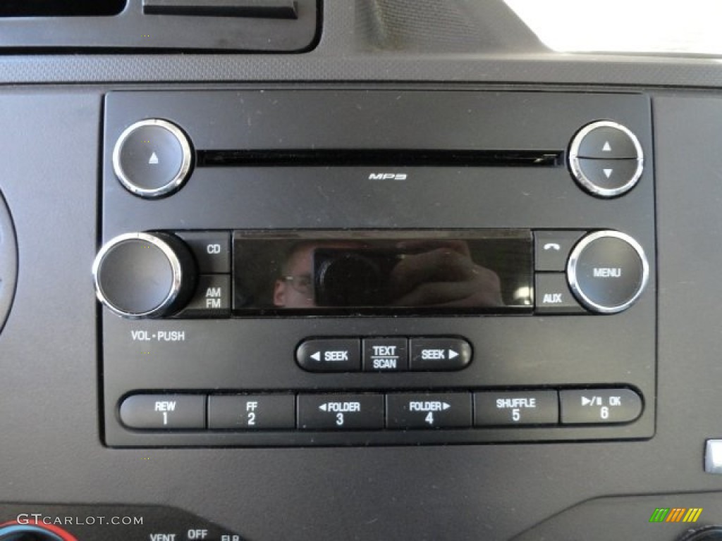 2011 Ford E Series Van E150 XLT Passenger Audio System Photos