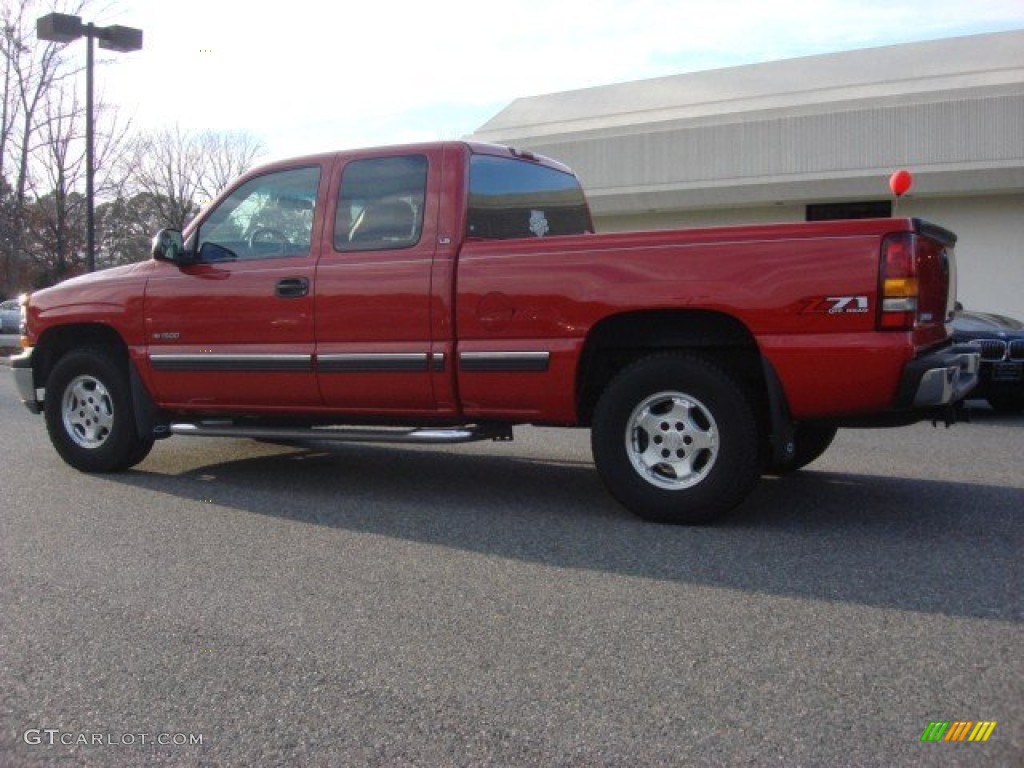 2002 Silverado 1500 LS Extended Cab 4x4 - Victory Red / Graphite Gray photo #5