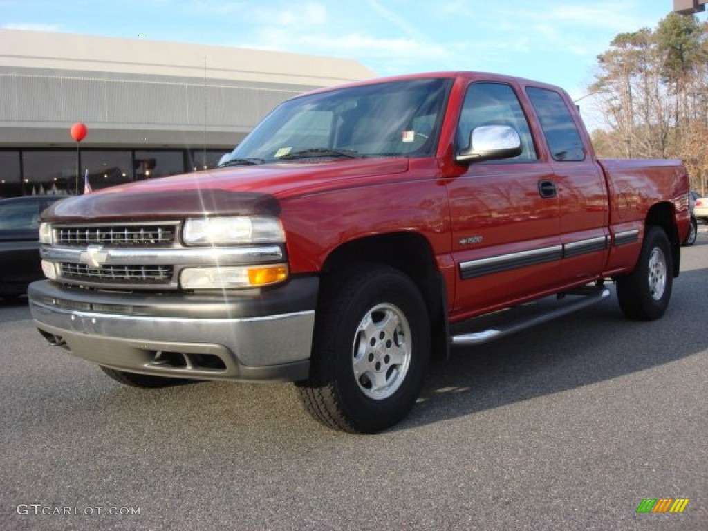 2002 Silverado 1500 LS Extended Cab 4x4 - Victory Red / Graphite Gray photo #7