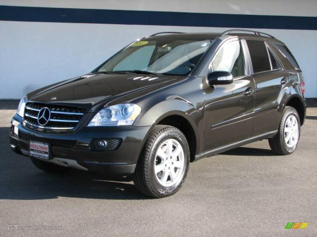 2007 ML 320 CDI 4Matic - Verde Brook Metallic / Macadamia photo #1