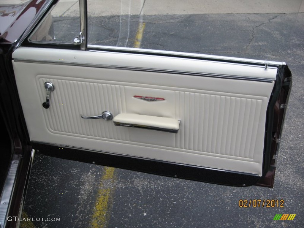1966 Pontiac GTO Hardtop Parchment Door Panel Photo #60735805