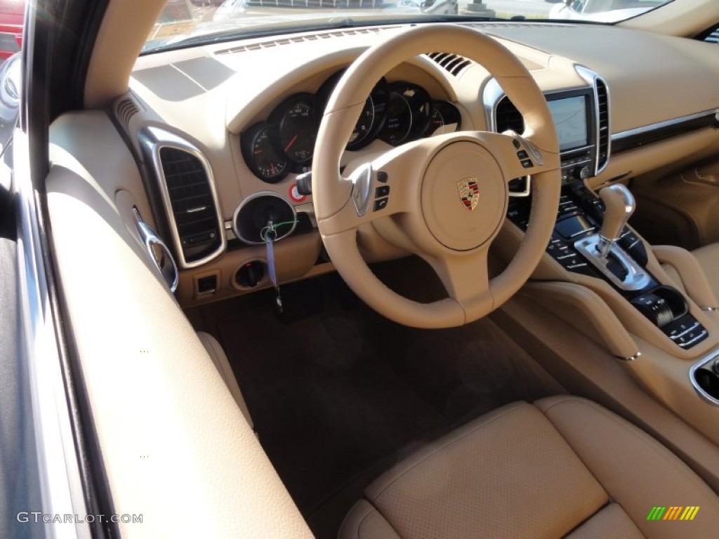 2012 Cayenne  - Jet Green Metallic / Luxor Beige photo #11