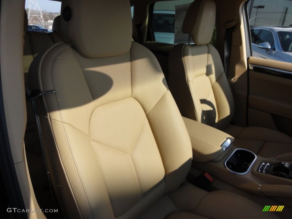 2012 Cayenne  - Jet Green Metallic / Luxor Beige photo #20