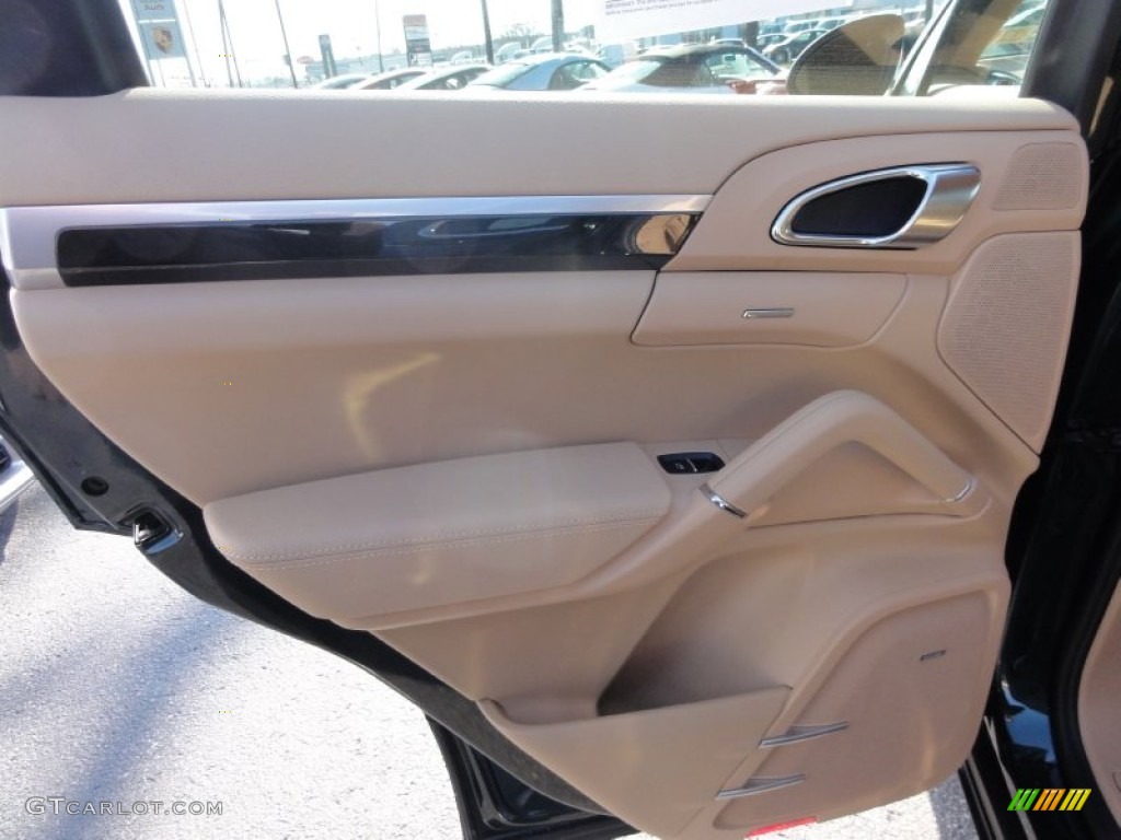 2012 Cayenne  - Jet Green Metallic / Luxor Beige photo #26