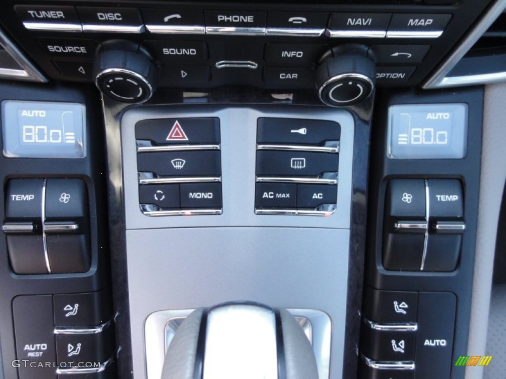 2011 Porsche Panamera S Controls Photo #60737488