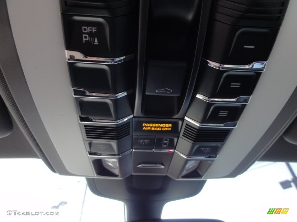 2011 Porsche Panamera S Controls Photo #60737494