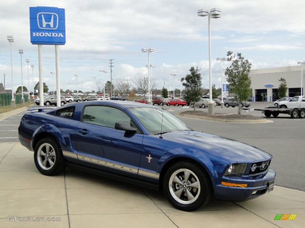 2006 Mustang V6 Premium Coupe - Vista Blue Metallic / Light Parchment photo #3