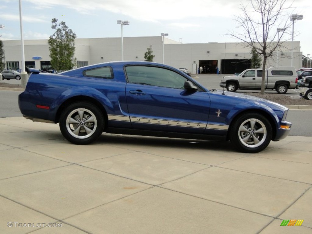 2006 Mustang V6 Premium Coupe - Vista Blue Metallic / Light Parchment photo #4