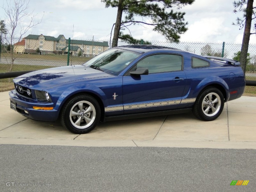 2006 Mustang V6 Premium Coupe - Vista Blue Metallic / Light Parchment photo #9