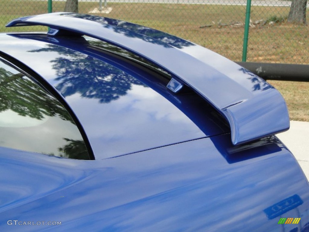 2006 Mustang V6 Premium Coupe - Vista Blue Metallic / Light Parchment photo #11