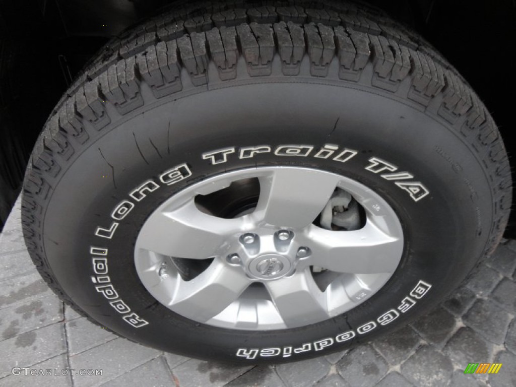 2012 Nissan Xterra S Wheel Photo #60743453