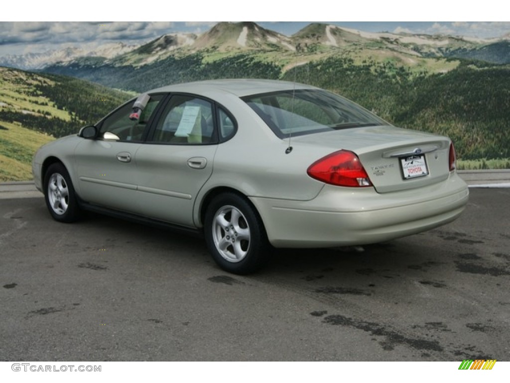 2003 Taurus SE - Gold Ash Metallic / Medium Parchment photo #2