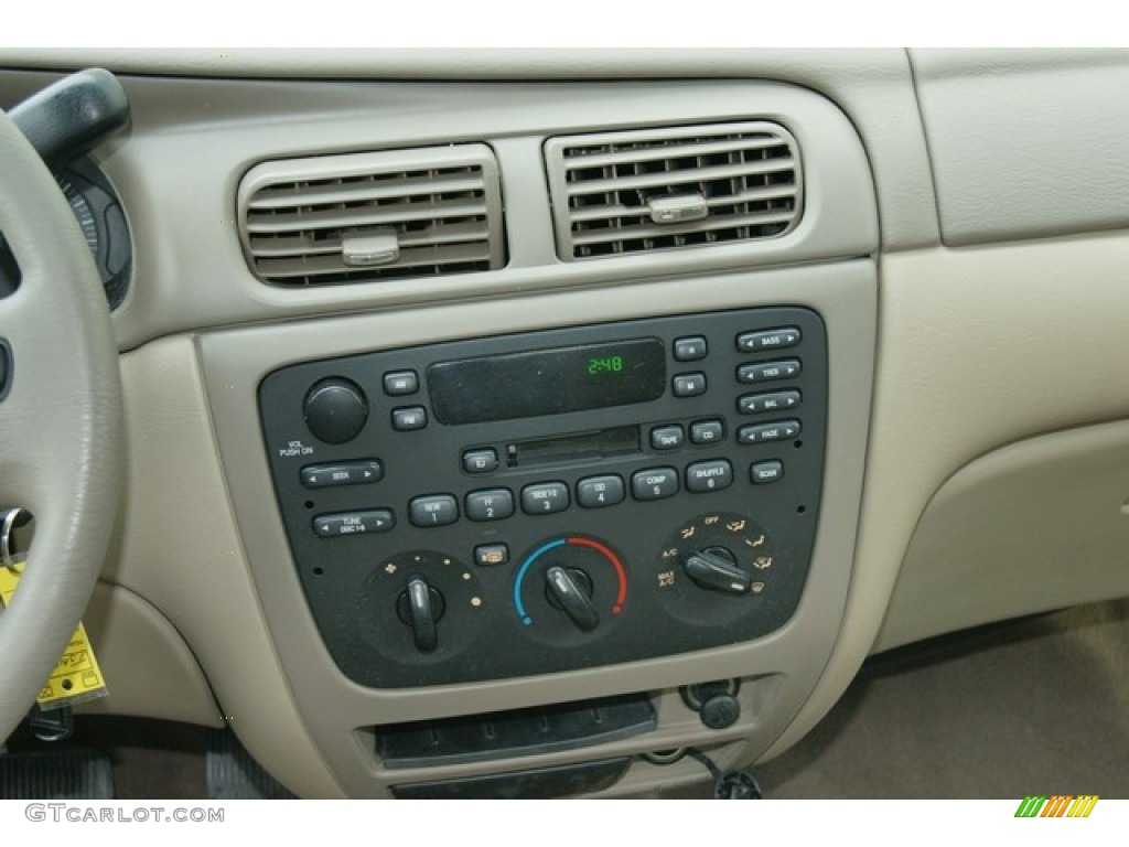 2003 Taurus SE - Gold Ash Metallic / Medium Parchment photo #20