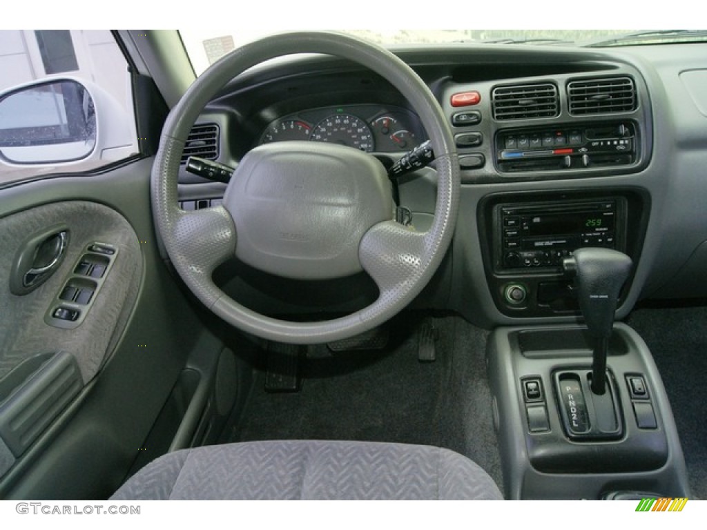 2001 Grand Vitara JLX 4x4 - Polar White / Gray photo #19