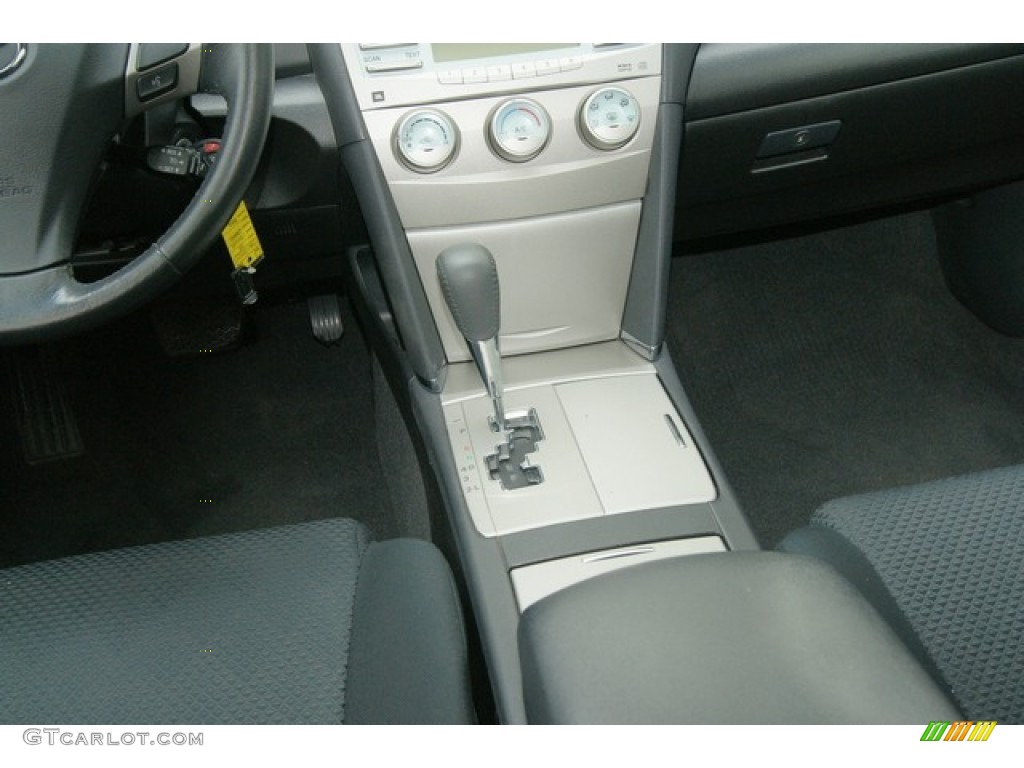 2008 Camry SE - Super White / Dark Charcoal photo #22