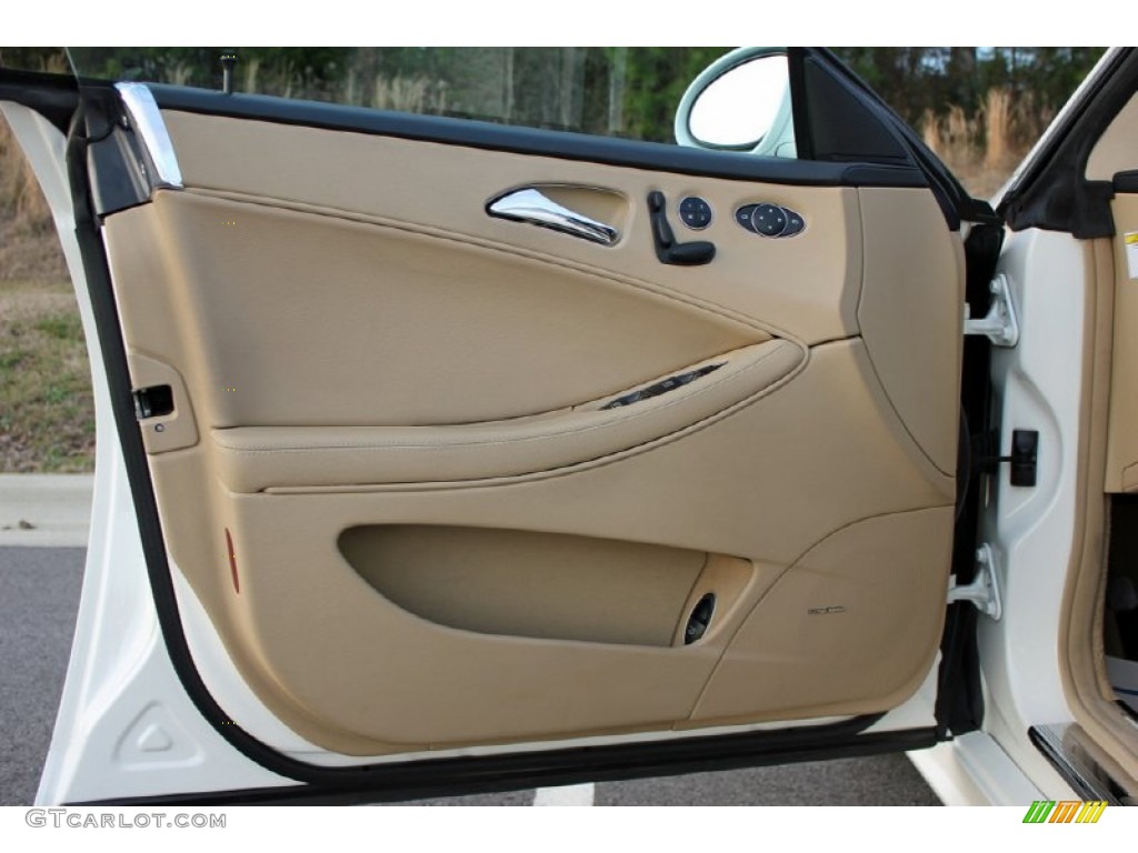 2006 Mercedes-Benz CLS 500 Cashmere Beige Door Panel Photo #60744638