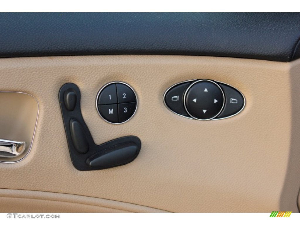 2006 Mercedes-Benz CLS 500 Controls Photo #60744647