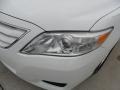 Super White - Camry LE Photo No. 10