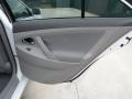Super White - Camry LE Photo No. 28