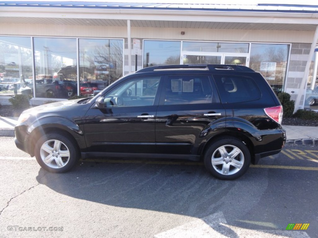 2009 Forester 2.5 X Premium - Obsidian Black Pearl / Platinum photo #3