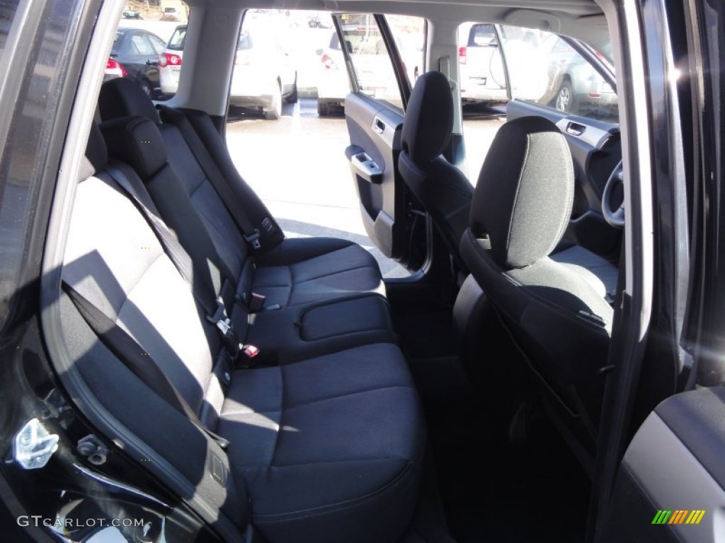 2009 Forester 2.5 X Premium - Obsidian Black Pearl / Platinum photo #16