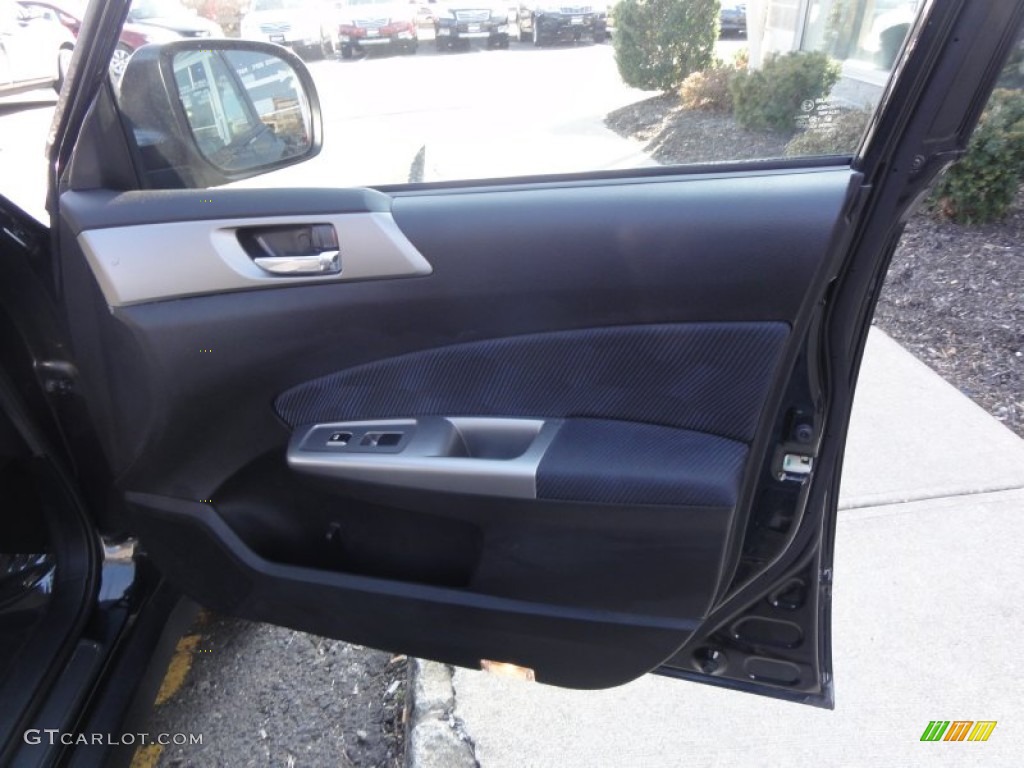 2009 Forester 2.5 X Premium - Obsidian Black Pearl / Platinum photo #18