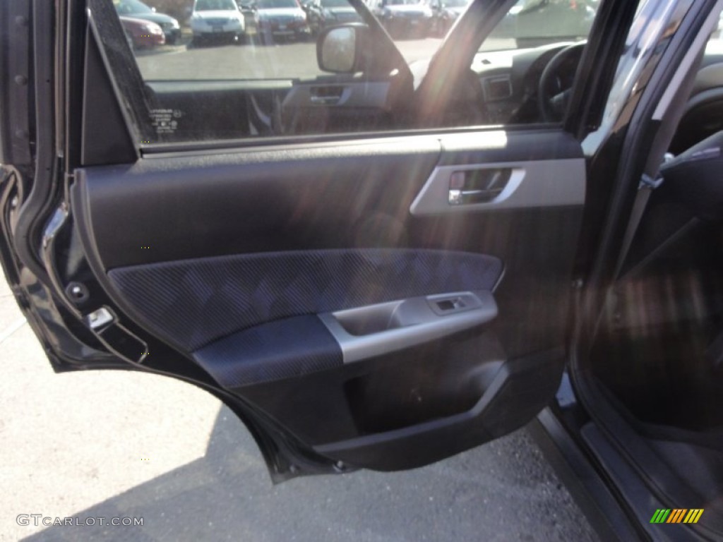 2009 Forester 2.5 X Premium - Obsidian Black Pearl / Platinum photo #20