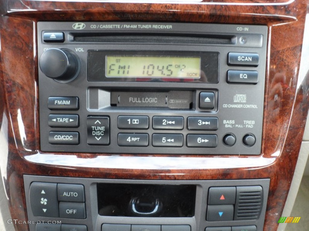 2002 Hyundai Sonata LX V6 Audio System Photo #60746828