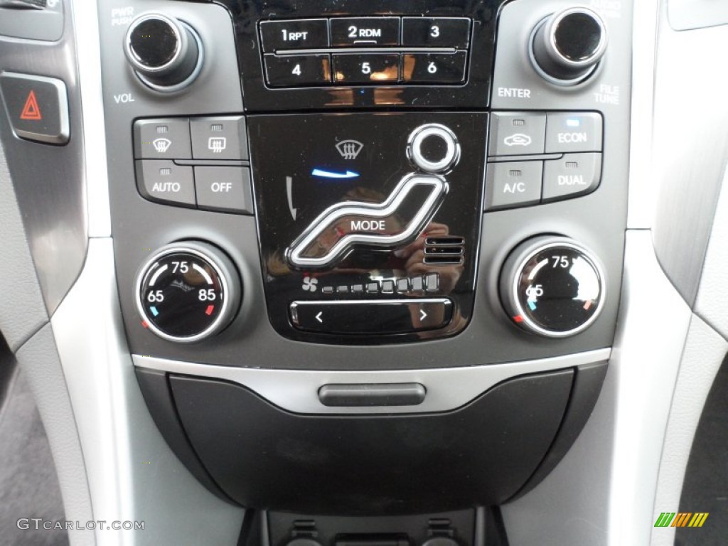 2012 Hyundai Sonata Hybrid Controls Photo #60751545