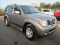 2006 Granite Metallic Nissan Pathfinder SE  photo #3