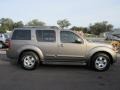 2006 Granite Metallic Nissan Pathfinder SE  photo #4