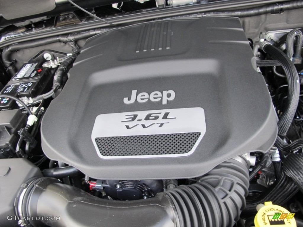 2012 Jeep Wrangler Unlimited Sahara 4x4 3.6 Liter DOHC 24-Valve VVT Pentastar V6 Engine Photo #60753794