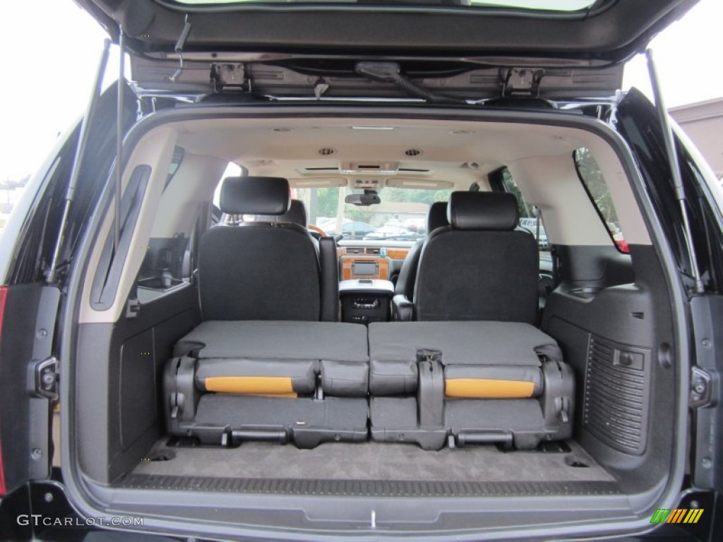 2007 Chevrolet Tahoe Z71 4x4 Trunk Photos