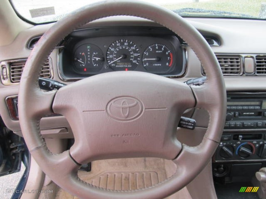 1997 Camry LE V6 - Classic Green Pearl / Beige photo #10