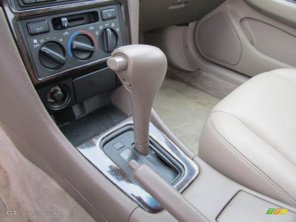 1997 Camry LE V6 - Classic Green Pearl / Beige photo #13