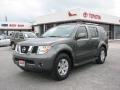 Storm Gray Metallic - Pathfinder LE Photo No. 2