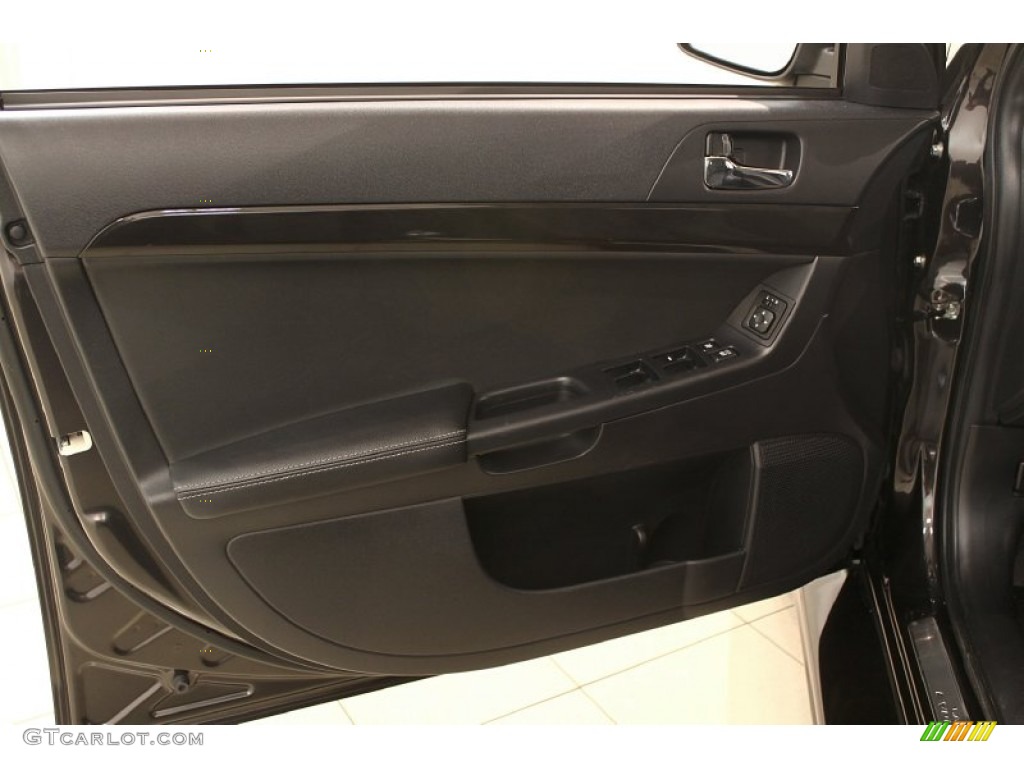 2008 Mitsubishi Lancer Evolution MR Door Panel Photos