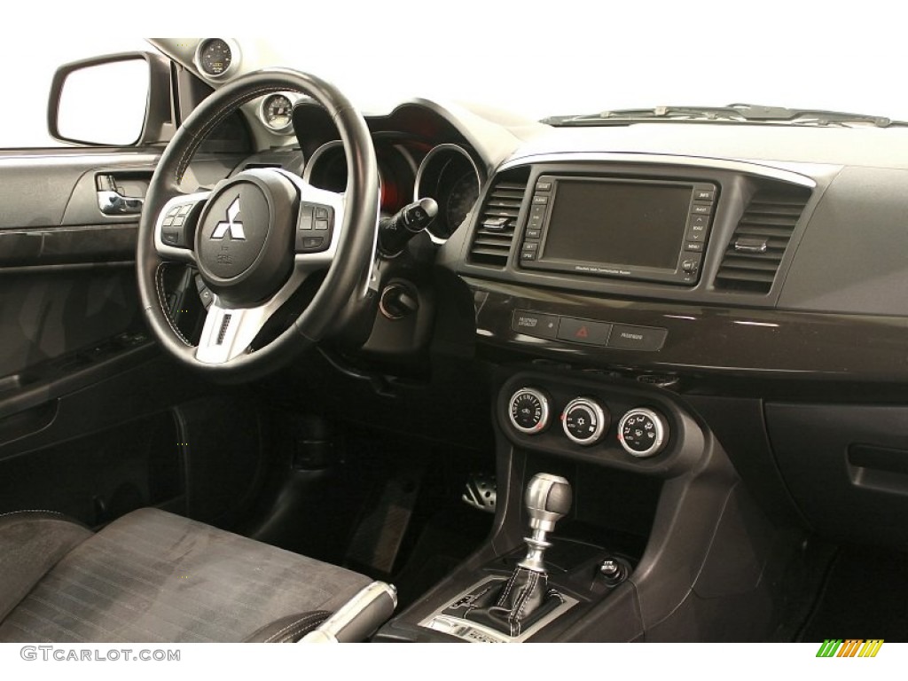 2008 Mitsubishi Lancer Evolution MR Black Dashboard Photo #60757294