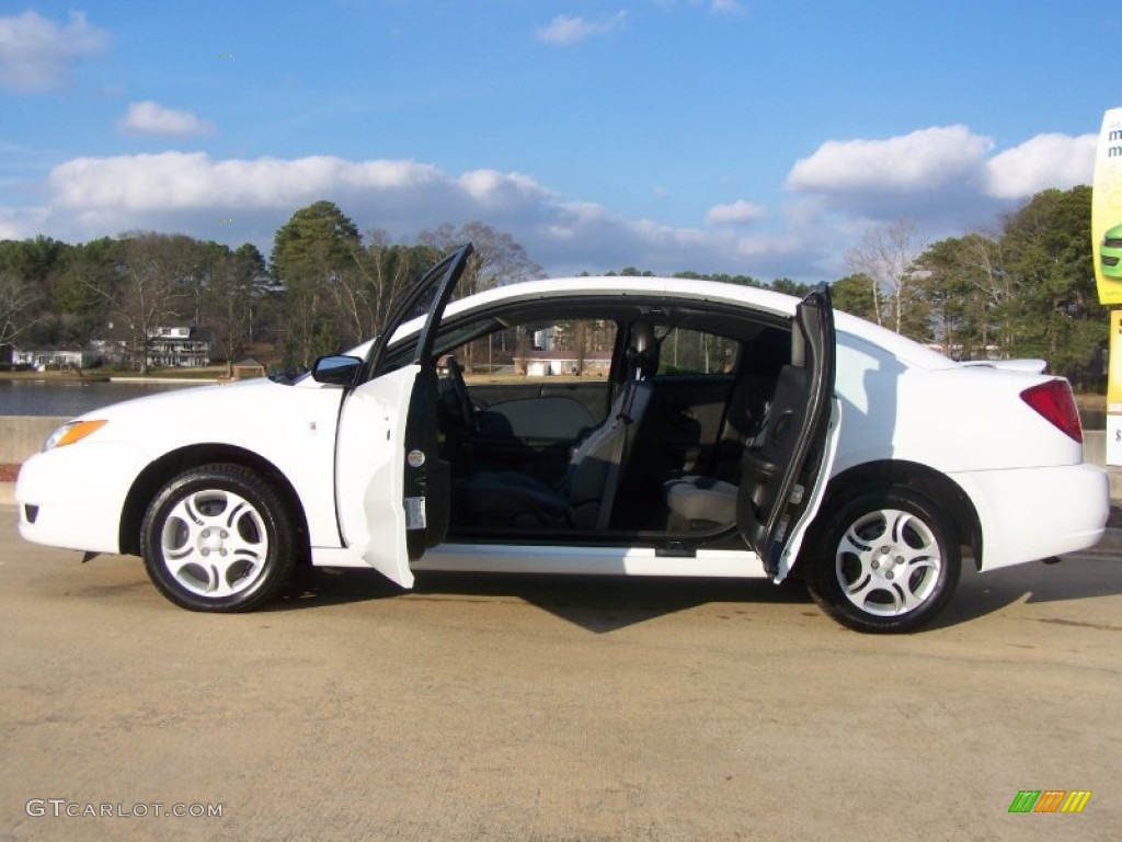 Polar White 2004 Saturn ION 2 Quad Coupe Exterior Photo #60759119