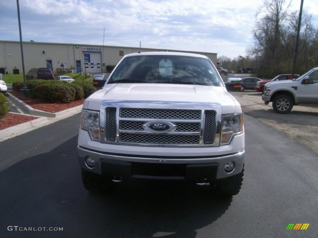 2010 F150 Lariat SuperCrew 4x4 - White Platinum Metallic Tri Coat / Black photo #2