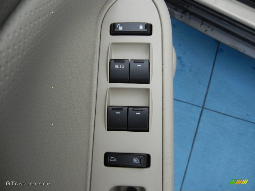 2007 Mercury Montego Standard Montego Model Controls Photo #60763826