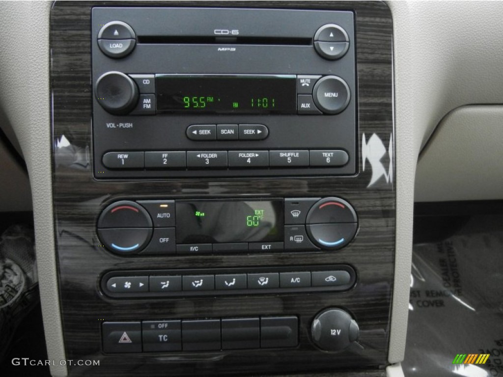 2007 Mercury Montego Standard Montego Model Audio System Photo #60763904