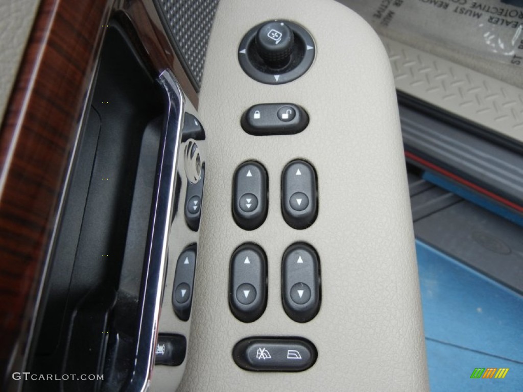 2005 F150 Lariat SuperCrew - Bright Red / Tan photo #13