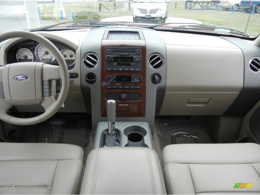 2005 F150 Lariat SuperCrew - Bright Red / Tan photo #18